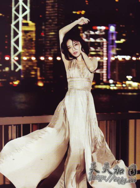 周迅畅谈时尚理念 携手张曼玉舒淇拍写真(图)