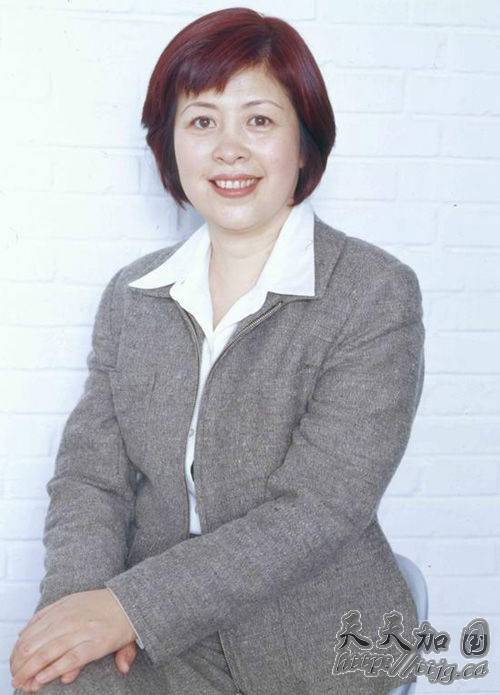 金牌制作人李小婉。