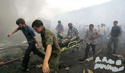俄印古什警局外爆炸造成20人死亡(组图)