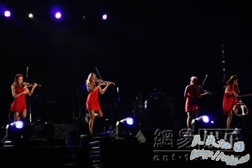 四重奏Escala助阵。