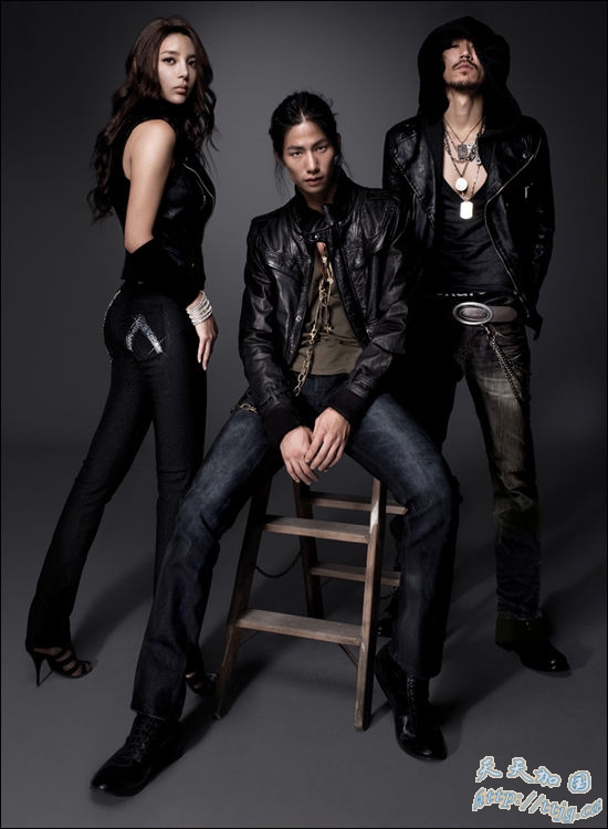 ����鿴��һ��