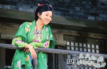 闫妮《三枪》中的造型。