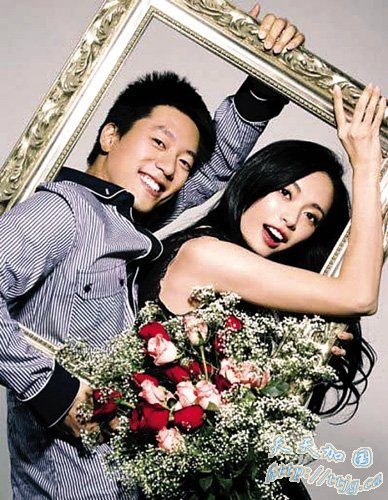 姚晨与丈夫相当恩爱。