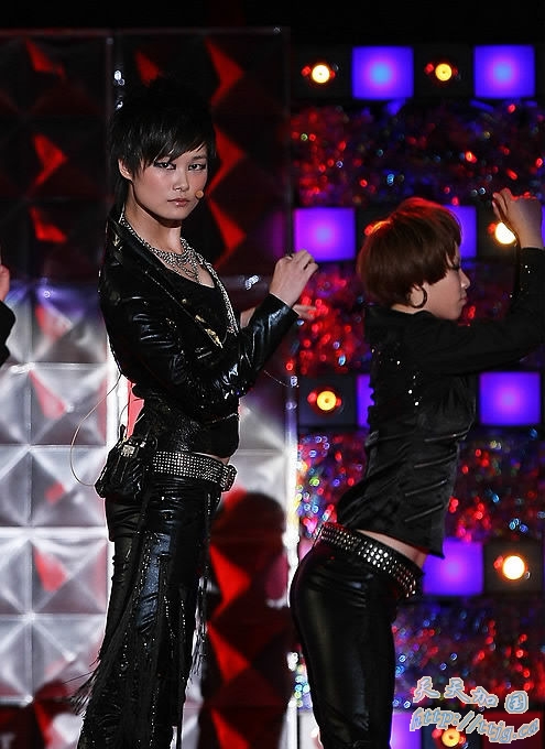 李宇春被被韩媒称为中国的“国民歌手”。