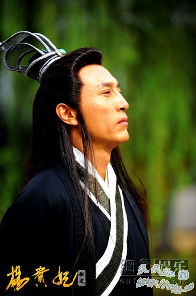 王洛勇饰演的李白。