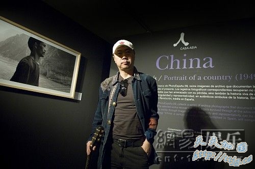 崔健在西班牙接受专访。