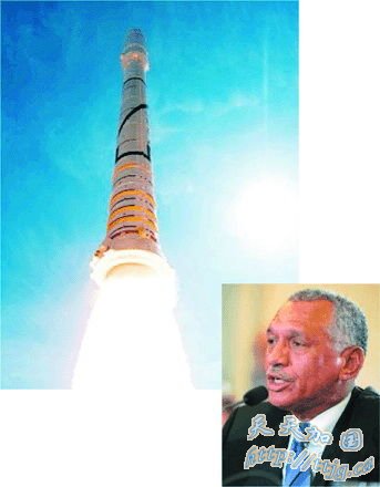 美国总统奥巴马向NASA局长查尔斯·博尔顿表示,他希望用一个大负荷运载火箭来代替正在研制中的战神I号火箭。(图片提供:《科学》)