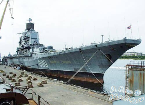 印度第一艘国产航母预计今年底前下水