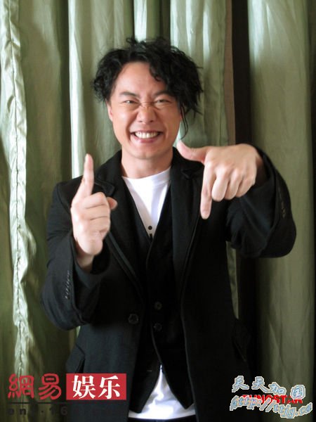 �е��������