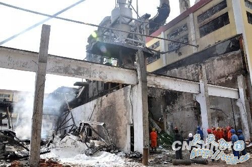 点图查看下一页 组图:秦皇岛一淀粉厂发生爆炸事故