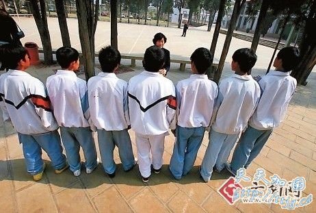 昆明官渡一中暴力事件 7男生结束工读返校上课