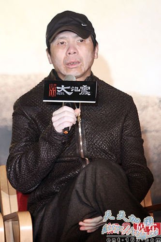 冯小刚感受到中国电影基础设施的落后。