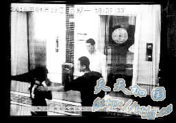 深圳一孕妇欲跳楼 女记者采访被强拖200多米