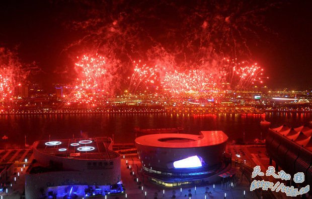 上海世博会焰火晚会首次带妆彩排正式举行