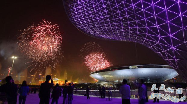 上海世博会焰火晚会首次带妆彩排正式举行