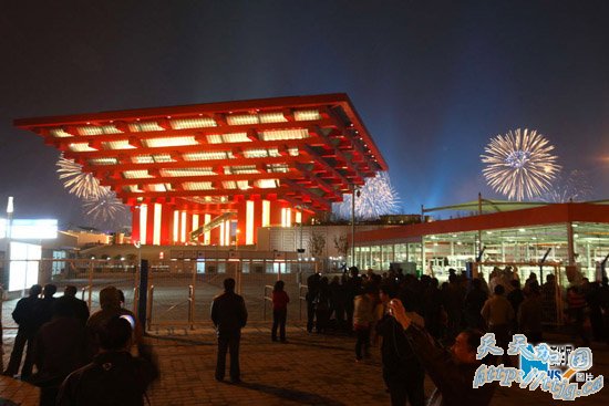 上海世博会开幕式烟花表演彩排(组图)