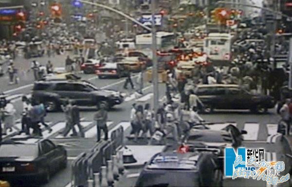 52ŦԼļͼƬʾ˷ֱը붨ʱװõղ˶Ͷ๦ܳңŦԼʱ㳡1հδ
ը¼󱻷2峿󲿷˿š »/·͸