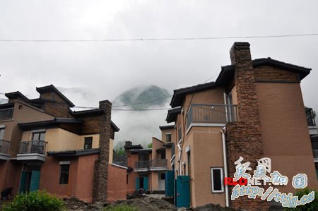 四川都江堰震后新农村堪比高档别墅区(图)