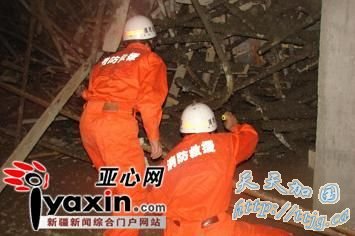 新疆和田市一在建高楼发生坍塌致1死9伤
