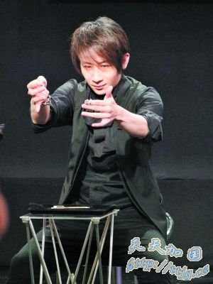 刘谦巡演40场吸金5000万 自信魔术无人能破解