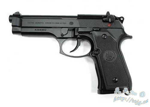 印度海军少将检查故障手枪时意外走火身亡