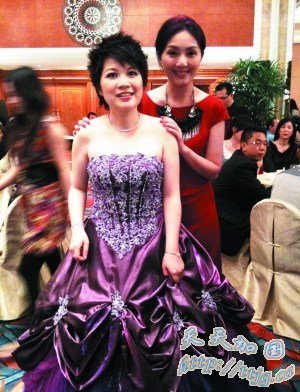 ���Ӹ�������Ůͬ����ǧ�ô����ɷ�&ldquo;ϴԩ&rdquo;