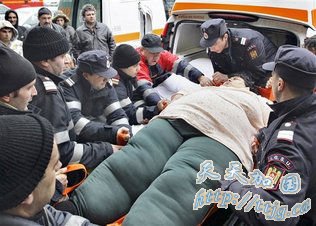 罗马尼亚480斤“巨胖妈妈”冒险产子后猝死(图)