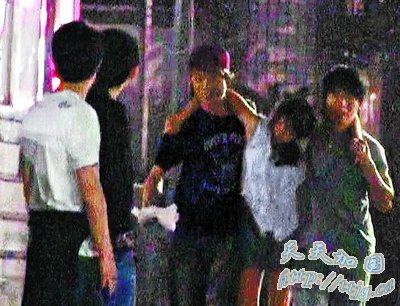 周杰伦夜店玩乐开荤 救醉妹房祖名作梗突龟缩