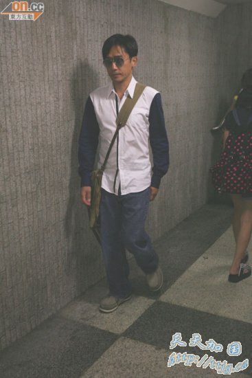 ����ΰ���Թ��������������ֻЦ����(ͼ)