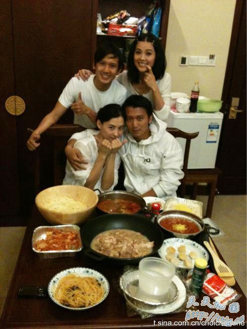 组图:张柏芝瘦身成功谢霆锋紧拥老婆秀恩爱