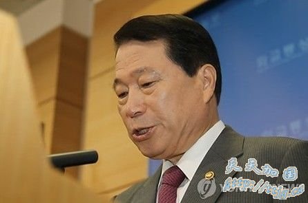 韩外长就女儿被特招进入外交部向国民致歉