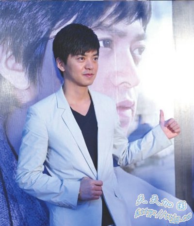 李健将唱《23秒,32年》 王菲那英孙红雷等助阵