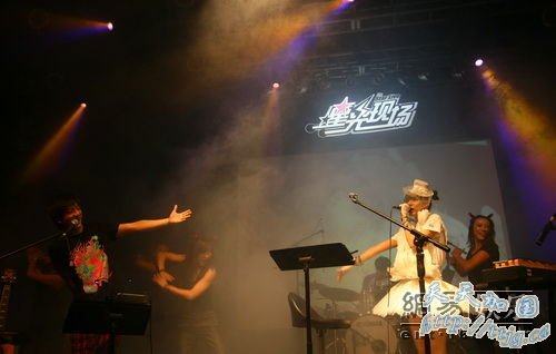 春晓发片彭坦助阵。