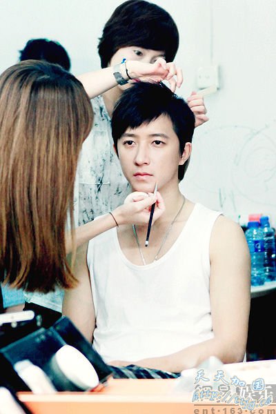 ¹¤×÷ÈËԱΪº«¸ý»¯×±£¬