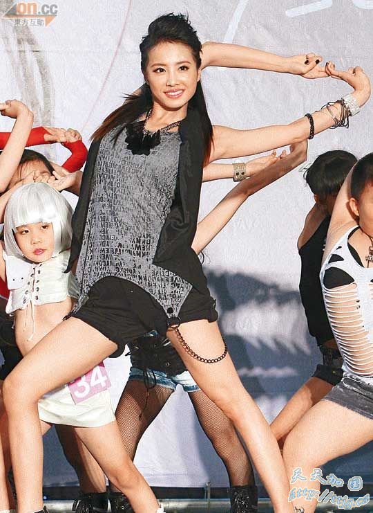 蔡依林谈买榜称问心无愧。