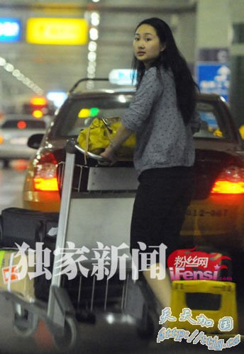 ����Ԫ�����Դ��Ů���� ���ܻؾ�����(��ͼ)