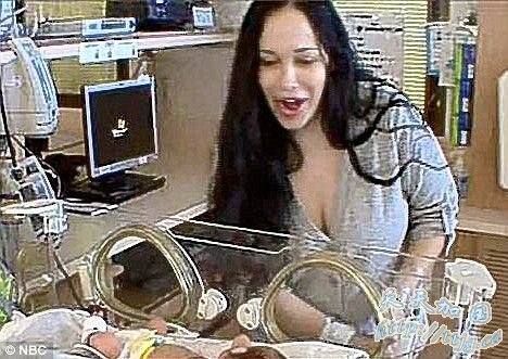 ����8��̥ĸ��������˽����Ʒ ���⾭�ý���(ͼ)