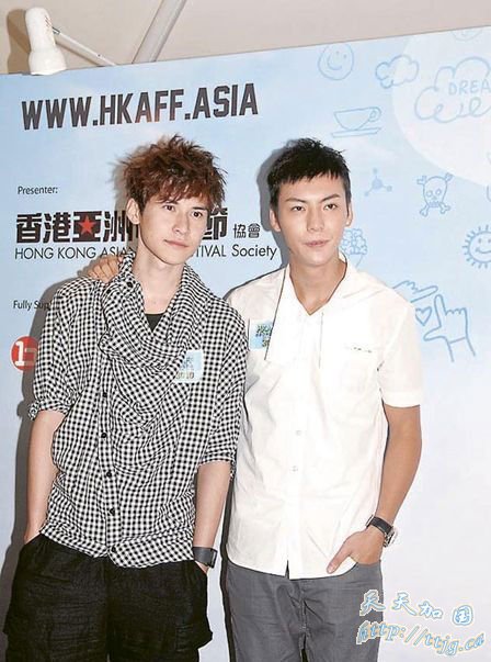 ��ΰ�����ܽ���� ����ǰŮ�ѱ��Լ���5��(ͼ)