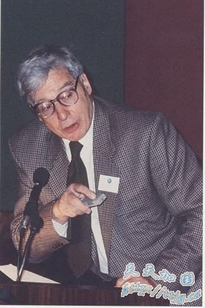 英生理学家获2010年诺贝尔生理学或医学奖