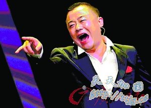 侯耀华炮轰周立波接招:老年人要善待年轻人