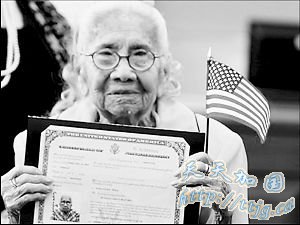 墨西哥老妇赴美101年终获绿卡岁数超移民法