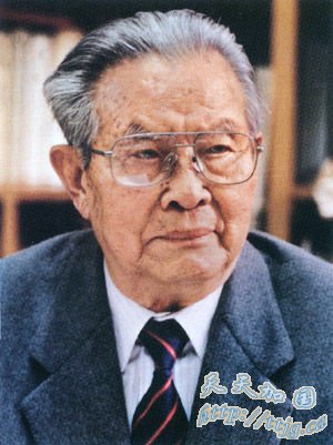 国务院原副总理黄华逝世