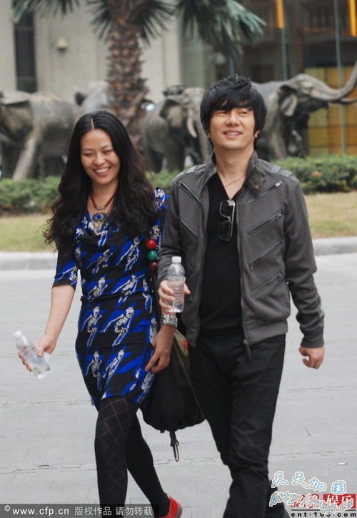 ��ܿ��������������Ӥ ֣�������ܻ�����Ů(ͼ)