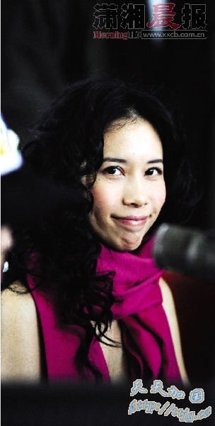 莫文蔚:谁说分手后是敌人 和冯德伦依然是朋友