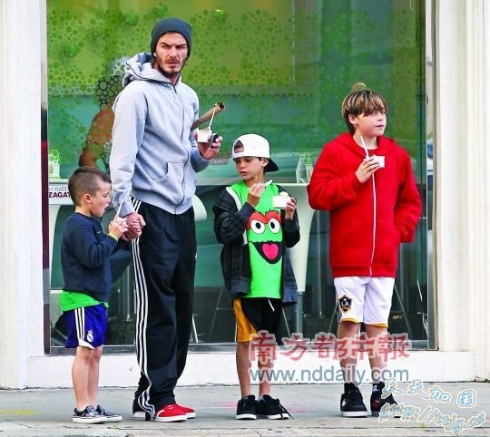 ���˺�ķ����ӽ�ͷ�Ա�����(ͼ)