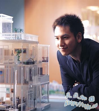 汤珈铖被媒体誉为最有魅力的新生代掌门人。