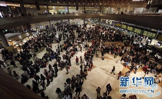 西班牙进入紧急状态