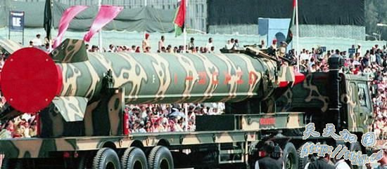 巴基斯坦成功试射可携核弹头中程弹道导弹