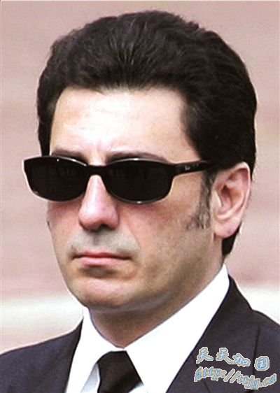 伊朗末代王子被祖国蒙受不行困扰饮弹自杀