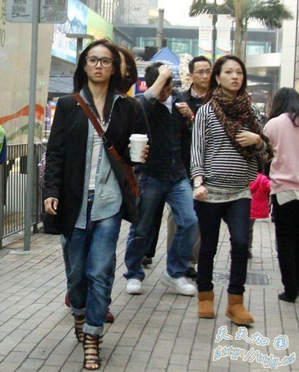 ����������������۽�ͷ��